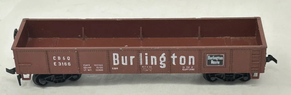 RoCo HO scale LOT OF TWO, M&StL DD Boxcar, CB&Q Gondola. All EXC - Image 3 of 4