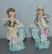Figurine Couple Vase Biscuit