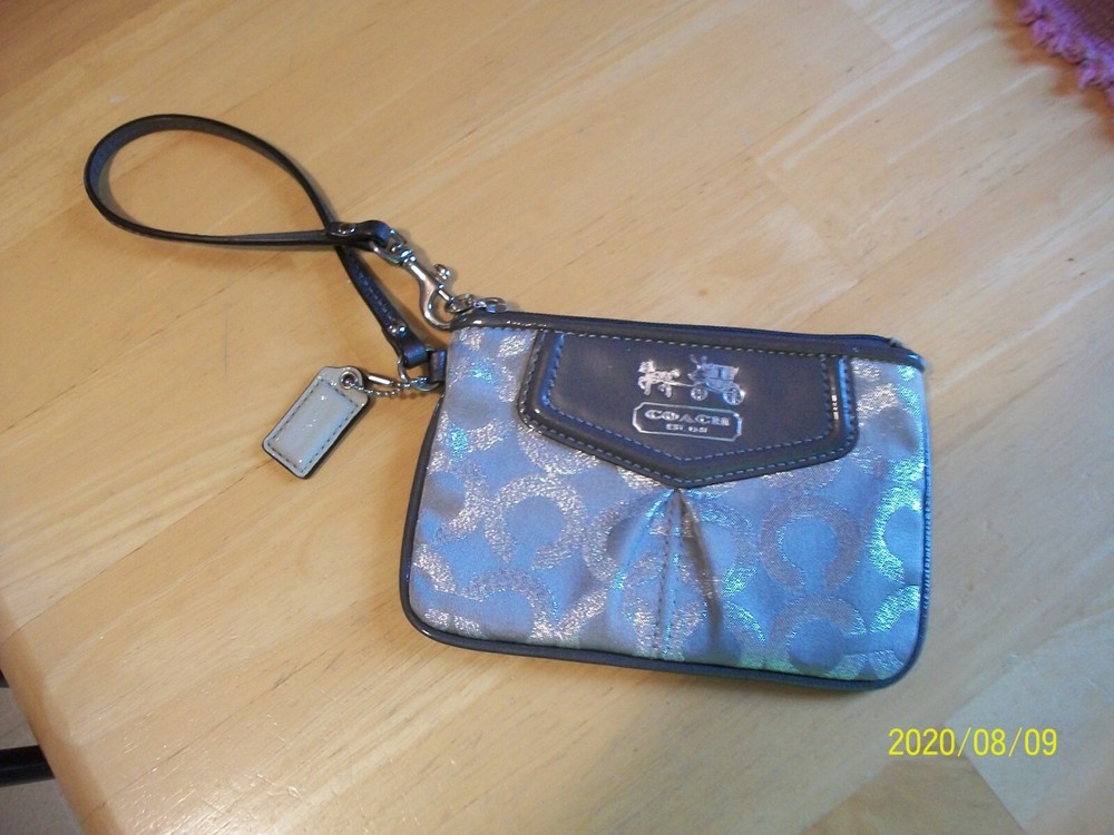 COACH BRAND WRISTLET PURSE / WALLET, SILVER AND GRAY - EUC