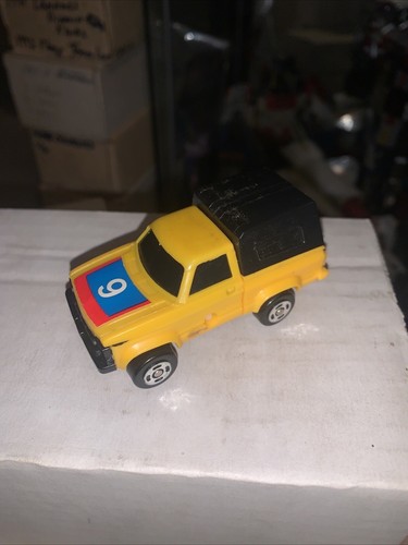 REMCO ZYBOTS Rare Yellow Pickup Camper EXPLORER Transformers (1984) - Picture 2 of 6