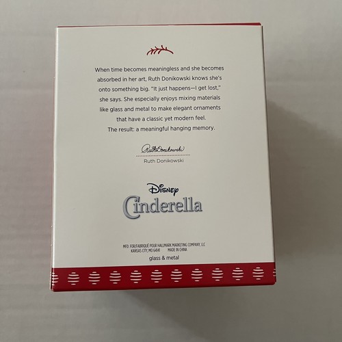 Hallmark 2017 Keepsake Christmas Ornament Disney Princess Cinderella’s Carriage - Picture 2 of 3