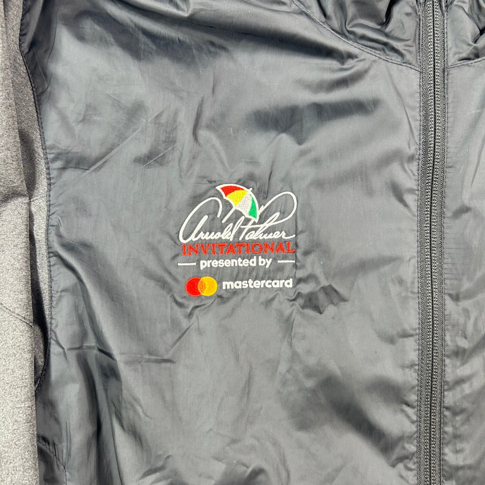 SACAI X NIKE Giacca a vento Nike Golf uomo grigio medio nero full zip Arn Palmer