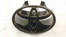 1997-01 TOYOTA CAMRY BLACK PEARL PLATED FRONT LOGO