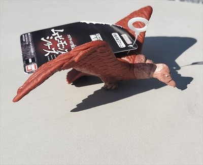 2025 Godzilla Store EXC 7 1/2'' Giant Condor 1966 Figure Bandai Movie Monster