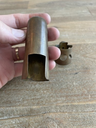 Vintage Es-Alt Single Screw Ligature W/ Cap For Alto Saxophone Hard Rubber MP - Picture 4 of 12