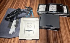 SONY MD MZ-E33 Silver MiniDisc Walkman with Remote, Headphones And Discs