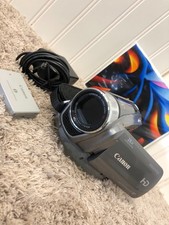 Canon VIXIA HF R20 Flash Memory Camcorder HD Video 28x Zoom Batt Chgr, Tested