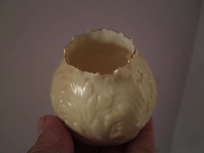 Locke & Co Worcester Shrub Hill Works (1902-1914) Blush Ivory Acanthus Leaf Vase