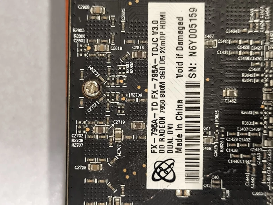 XFX Radeon HD 7950 GPU - 3GB GDDR5, One Fan Faulty, Used - Image 2 of 3