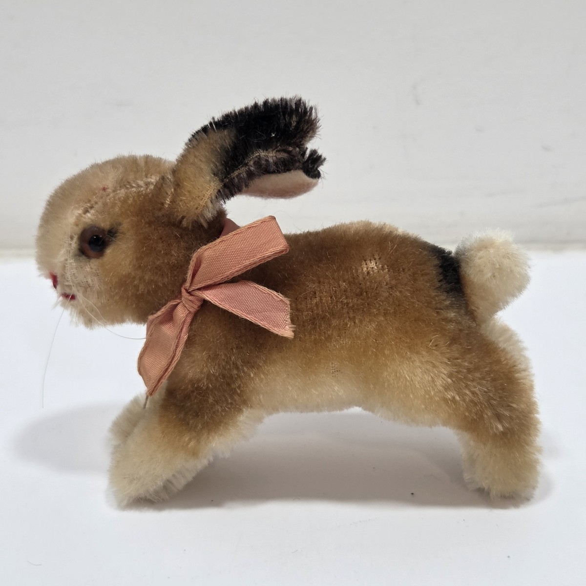 STEIFF Vintage JUMPING MOHAIR BUNNY RABBIT No BELL, FRONT TAG 4.25