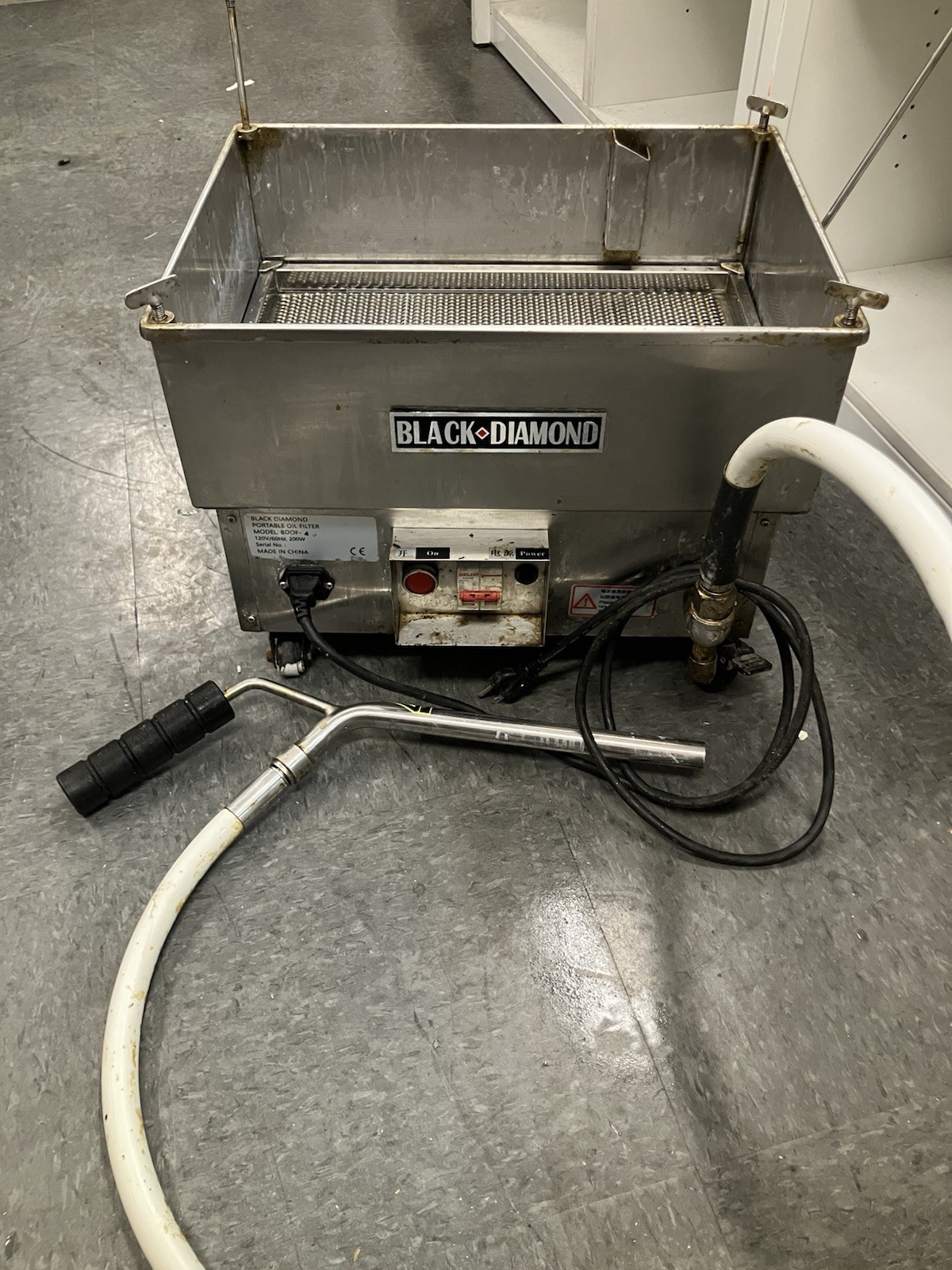 Black Diamond BDOF-40, 40 Lb Mobile Fryer Oil Filter, Gravity Drain