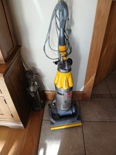 Dyson Root Cyclone 8 . Does Work