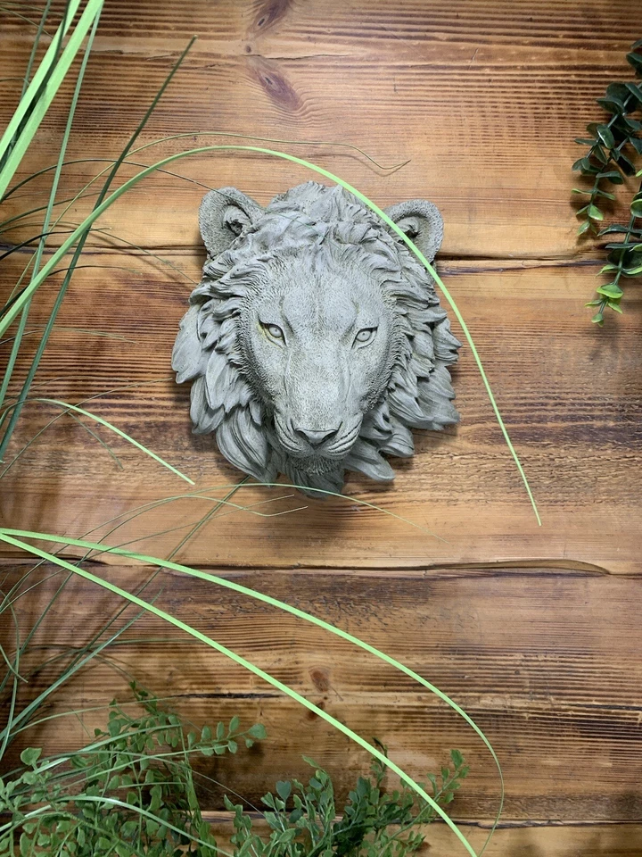 STONE GARDEN SMALL NATURAL DETAILED LION HEAD WALL HANGING PLAQUE ORNAMENT - Image 2 of 4