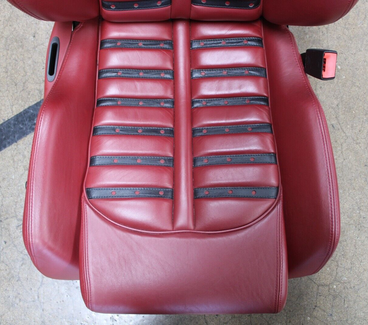 Ferrari 575, RH, Right, Front Seat, Daytona, Burgundy, Used