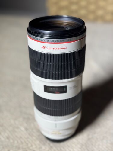 Canon 70-200mm f/2.8 L IS II USM EF-Mount Lens For Canon EOS digital SLR