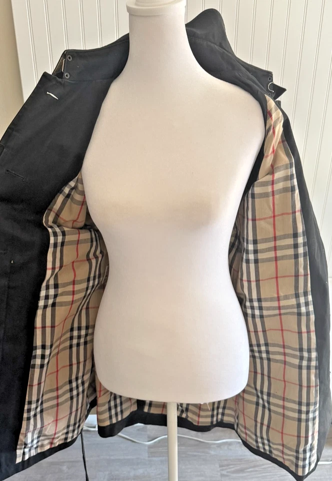 Burberry Black Women's Trench Coat with Hood Size 4 Petite - Image 4 of 4