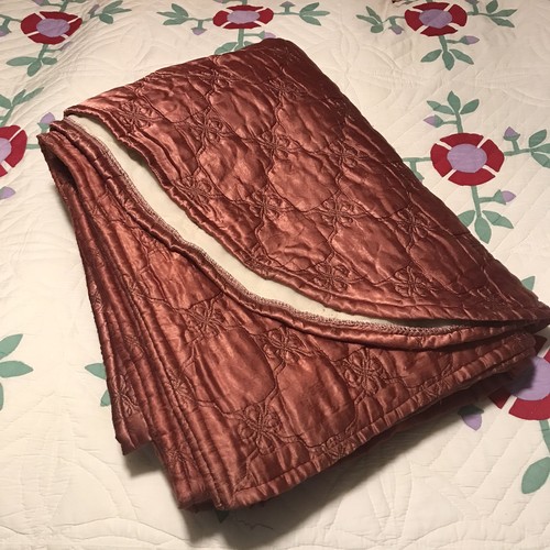 Vintage Silky Satin Bedspread /Coverlet Rose Deep Pink 114 x 98" - Picture 2 of 3