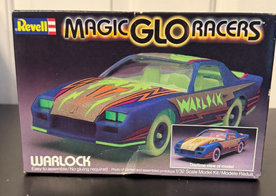 Vtg Warlock 1983 Revell Magic Glo Racers 1:32 Model Kit Vintage