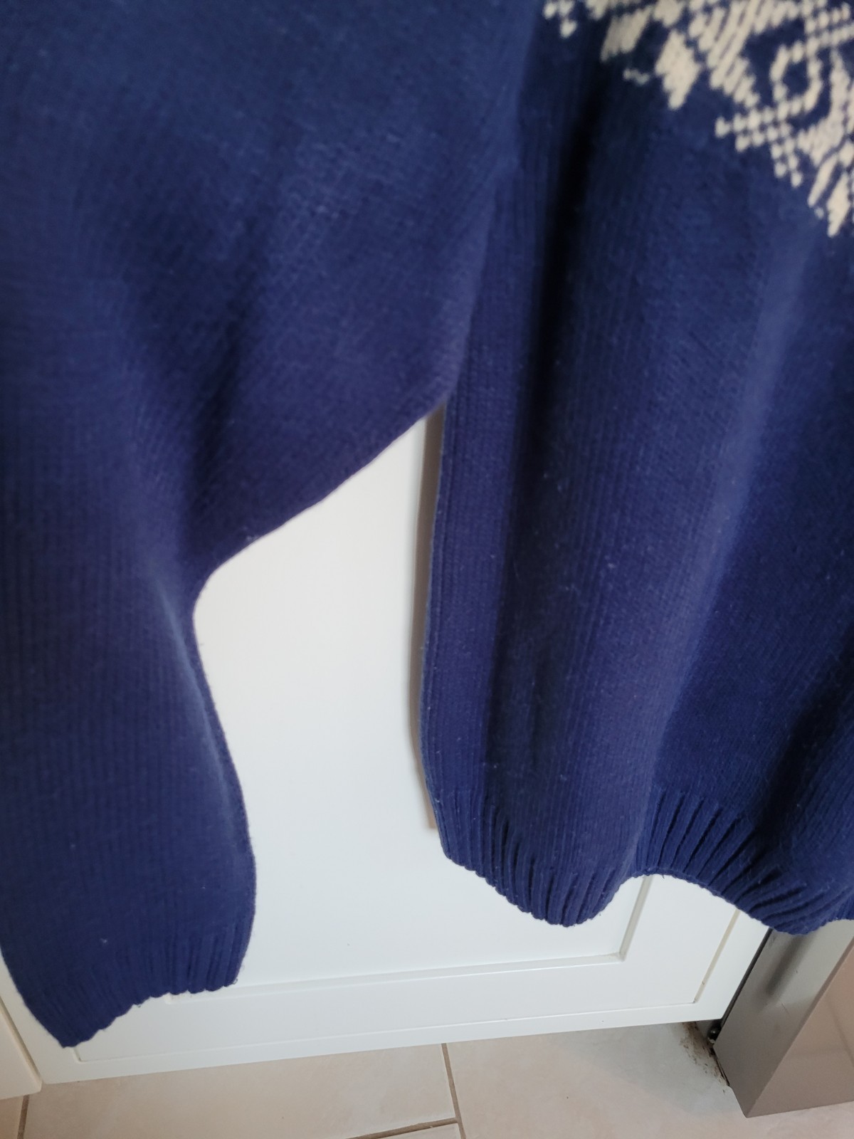 (M Mens) The British JUMPER company  CHRISTMAS JUMPER. Blue Fairisle Yoke. VGC. image 8