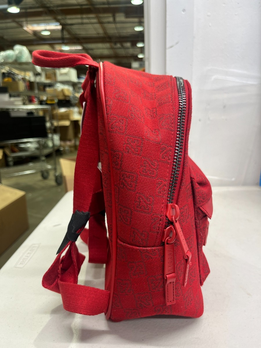 新品 Jordan リュックサック レッド　7A0761-R78 JORDAN BRAND MONOGRAM MINI BACKPACK RED 23SU-S（ジョーダン