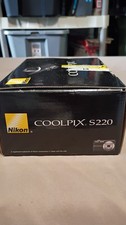 Nikon Coolpix S220 10MP Digital Camera Black with Battery and Charger With Box