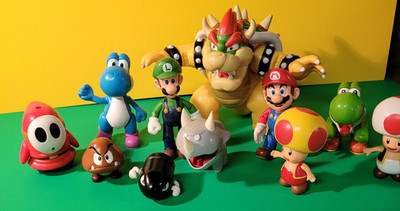 Super Mario Action Figure Lot Jakks Bowser 6'' Mario 4'' Blue Yoshi 4.5'' Shy Guy 3