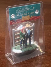 The Pioneer Woman Ropin' Ree & Ladd Special Holiday Edition Figures New Sealed