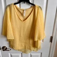 NY Collection Yellow Blouse Flowy Poncho Style Top Lightweight Size M