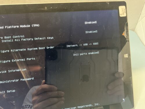 Microsoft Surface Pro 3 i3 4GB 12" (1631) - Sin SSD - Sin adaptador de corriente para piezas - Imagen 2 de 8