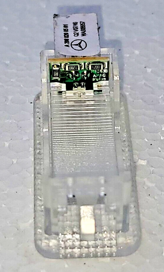 (10) MERCEDES BENZ, OEM, A2088206501, LUCES INTERIORES GUANTERA REPUESTO, NUEVO Foto 4 de 4