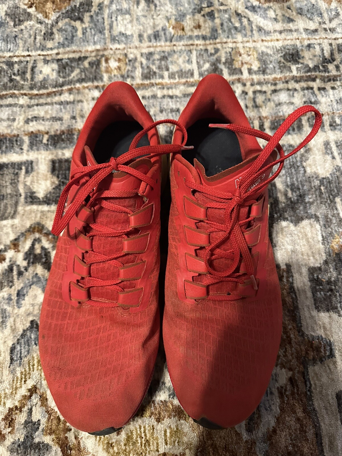 Mens Nike Tennis Shoes Size 12.5 Gem