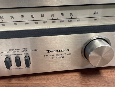 Technics ST-7300 Stereo Tuner AM/FM Silver Good GP | eBay