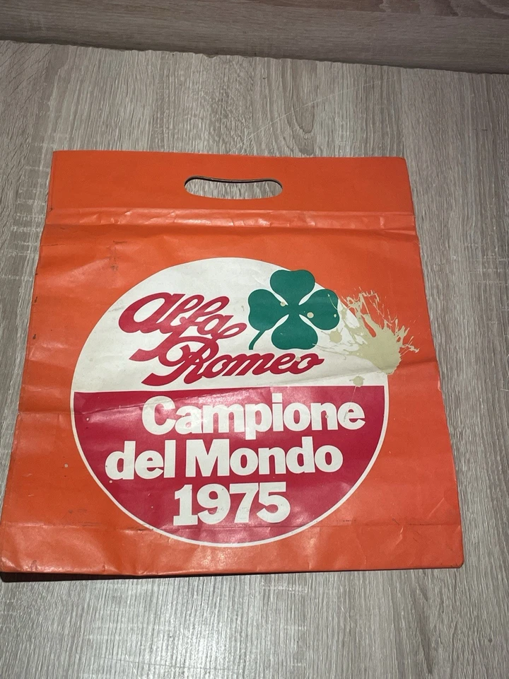 alfa romeo campione del mondo 1975 rare memrobilia vtg bag museum piece (r17 - Image 3 of 4