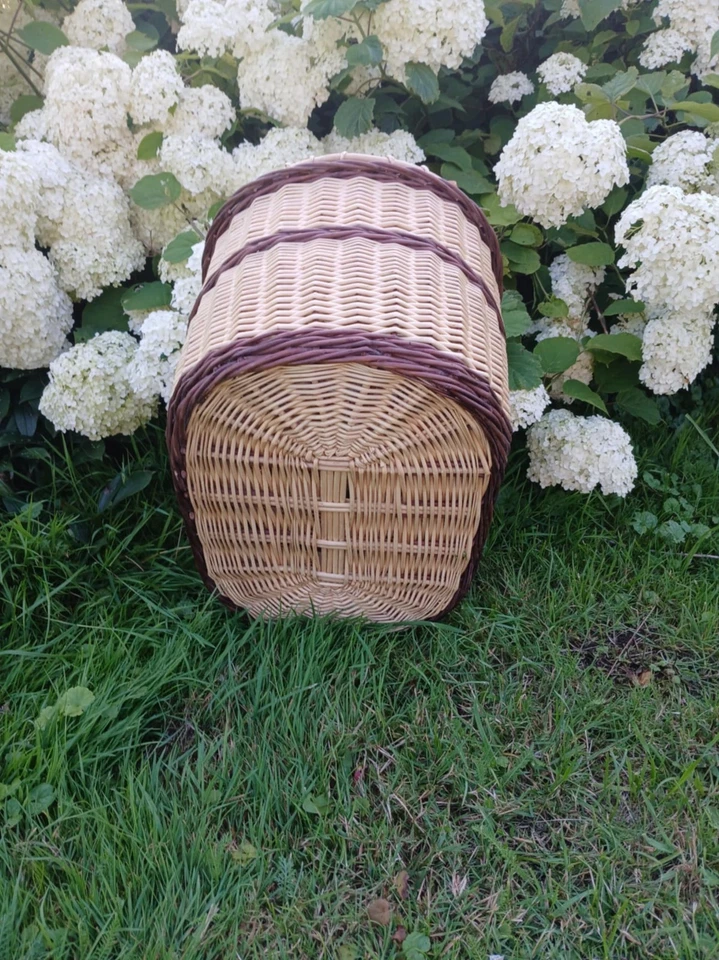 Handmade Wicker Picnic Basket: Large Willow Hamper with Double Lids - Image 4 of 4