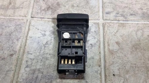 MAZDA 6 Station Wagon GY ASR-Schalter 15A469 2.00 Petrol 108kw 2006 18232521