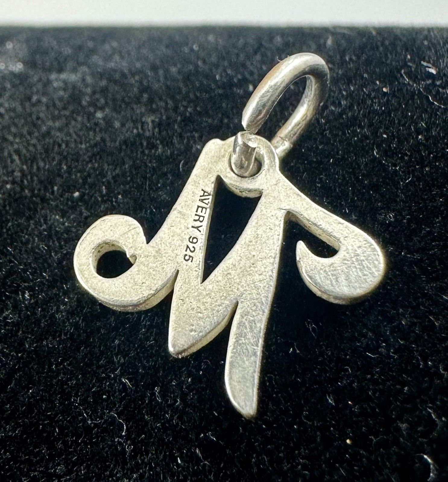 JAMES AVERY Sterling Silver Cursive Script Initia… - image 3