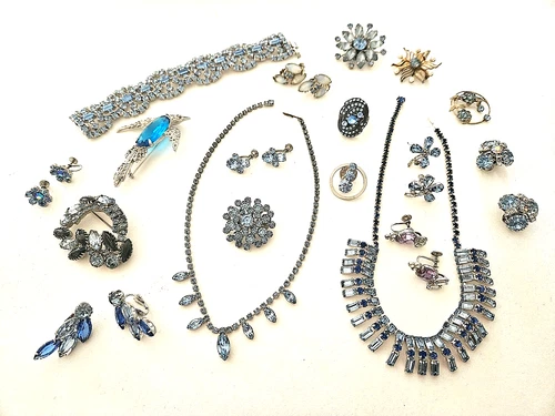 Large Vintage Costume Jewelry Lot Rhinestone Necklaces Earrings Rings Brooches