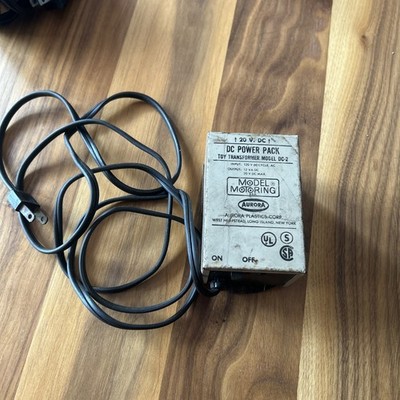 Vintage 1960s Aurora Electric Transformer Model Motoring DC-2 Power Pack 20 V