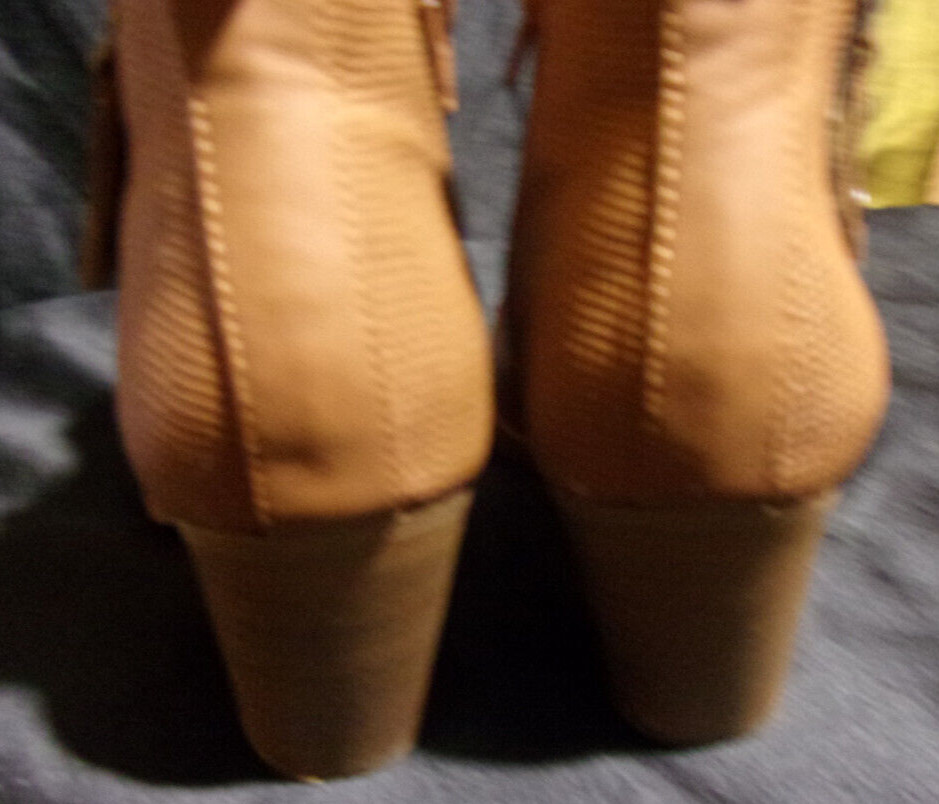 Universal Thread Womens Brown Side Zip Block Heel… - image 6