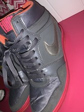 2 Paia Di Scarpe Nike Con Zepp…