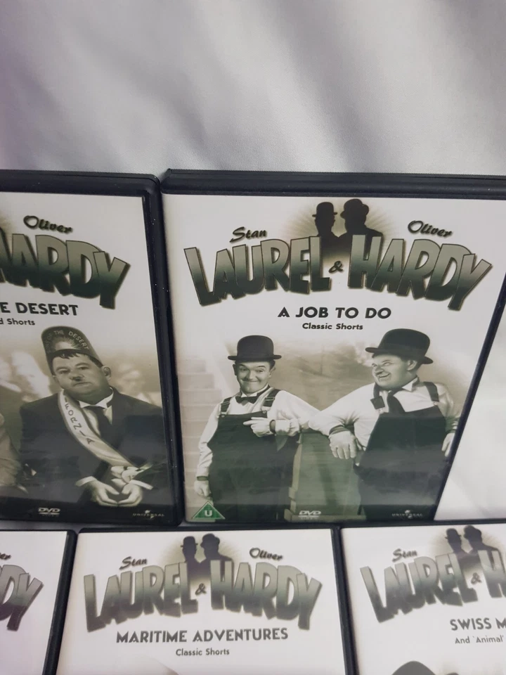 Laurel and Hardy collection 11 dvds volumes 2,4,5,6,7,8,9,13,14,16 and 17 - Image 3 of 4
