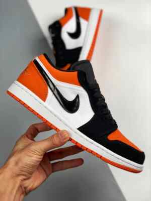 Air Jordan 1 Low 
