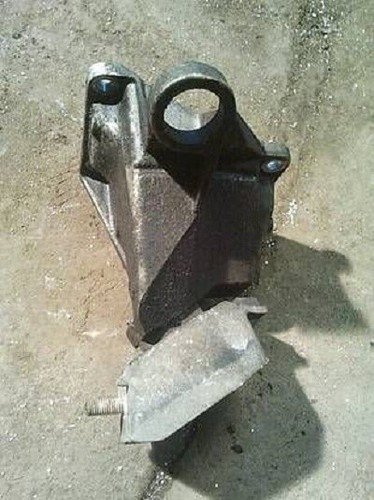 Audi 100 C4 A6 Typ 4A 2.3 Getriebestütze Getriebehalter Stütze Rechts 4A0399114F