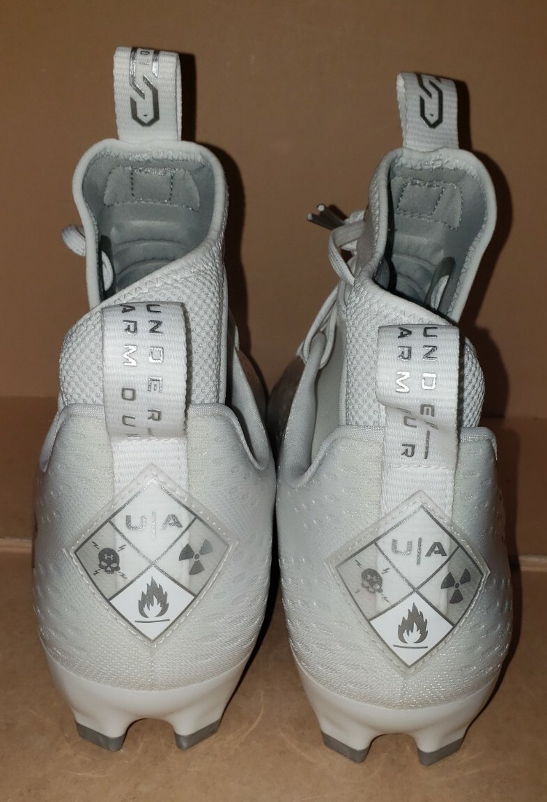 UNDER ARMOUR HIGHLIGHT MC FOOTBALL CLEATS WHITE 3026410-102 