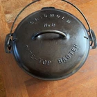 Griswold No. 8 Tite-Top Baster Dutch Oven w/ Lid  – Early 1920s –833B & A2551