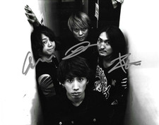* ONE OK ROCK * signed 8x10 photo * DETOX * AMBITIONS * COA *
