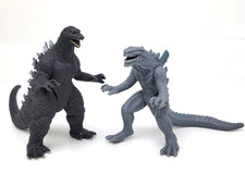 Godzilla VS Zilla 2004 GFW BANDAI 2005 Mini B...