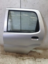 Porte arrière et accessoires Suzuki IGNIS