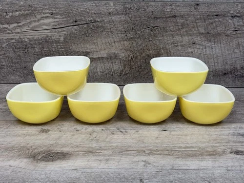 VIntage Pyrex Small Square Yellow Bowl 407  7oz Lot Of 6
