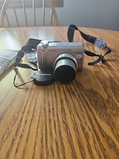 Olympus Camedia C-765 Ultra Zoom 4.0MP Digital Camera